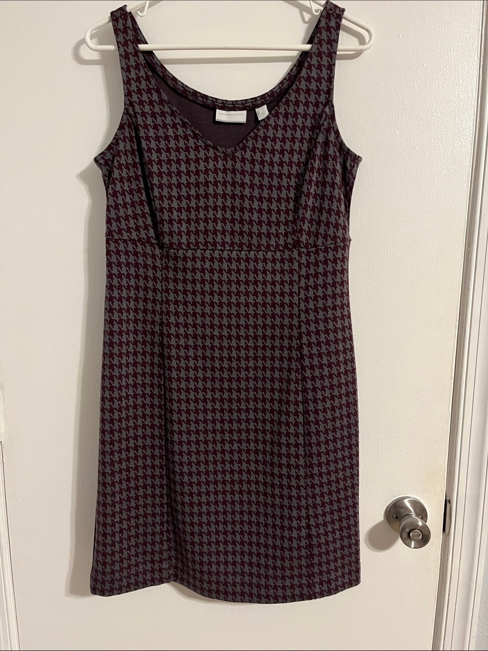 New York & Company Burgundy and Gray Houndstooth Sheath Dress